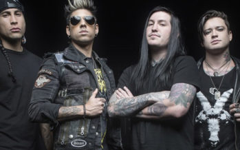 Escape the Fate laat twee gezichten zien op “I Am Human”