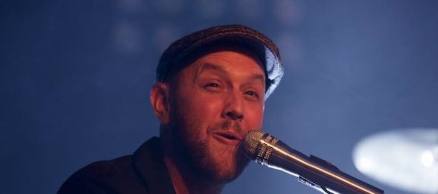 Matt Simons laat geen steekjes vallen in W2 Poppodium