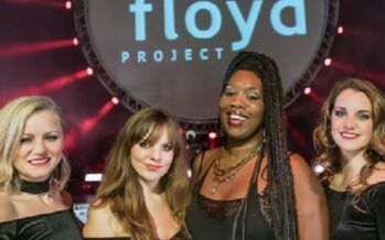 Pink Floyd zangeres Durga McBroom op tournee met Pink Floyd Project XXL