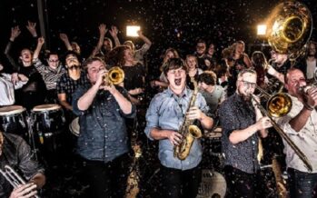 Win kaarten voor Broken Brass