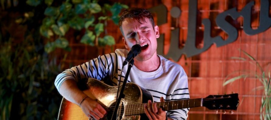 Emil Landman deelt video voor de ‘stripped version’ van de track ‘Shoulder’