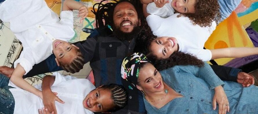 Ziggy Marley kondigt familiealbum aan